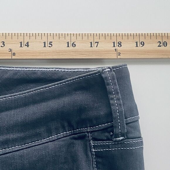 Torrid Jeans Plus Size 18 Gray Crop Jegging Cuffed Beach Casual Classic - Picture 3 of 8